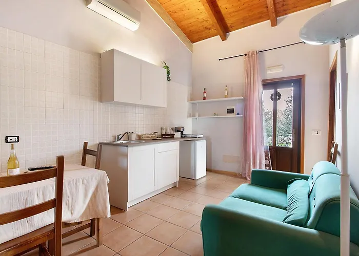 Bio Bonizio Nel Borgo Bed & Breakfast 3*