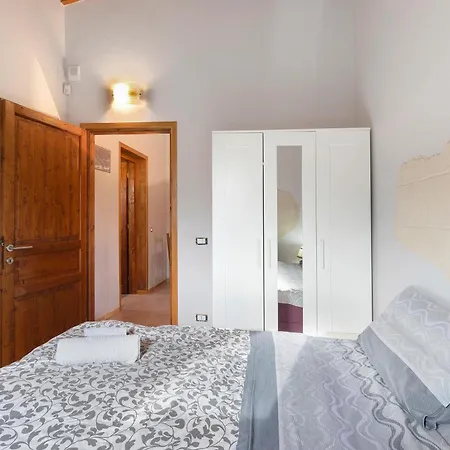 Bio Bonizio Nel Borgo Bed & Breakfast 3*