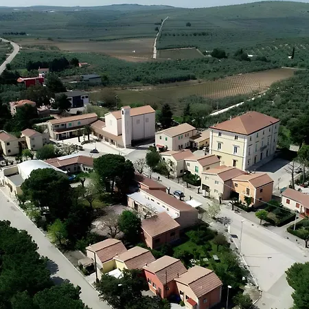 Bio Bonizio Nel Borgo לינה וארוחת בוקר 3*